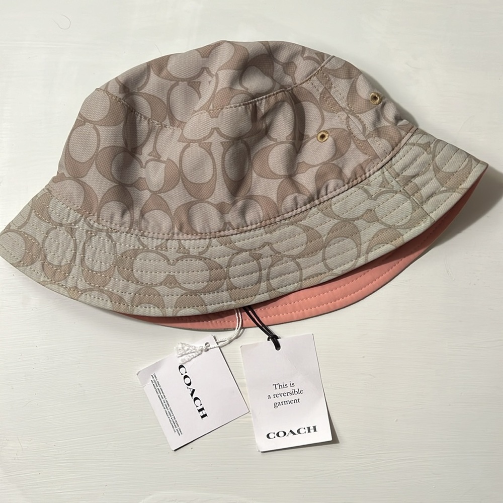 Coach Reversible Bucket Hat Khaki/Pink OS